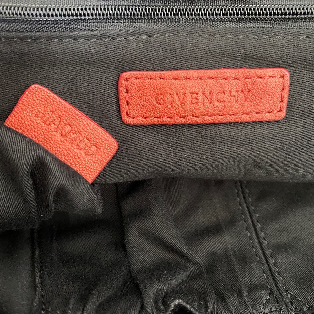 Givenchy red Nightingale Bags - Picture 14 of 16